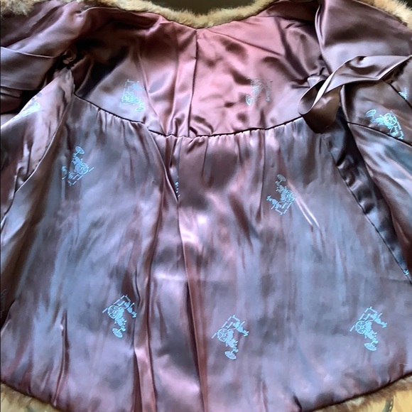 *Great Condition* Fur Capelet - Picture 3 of 10